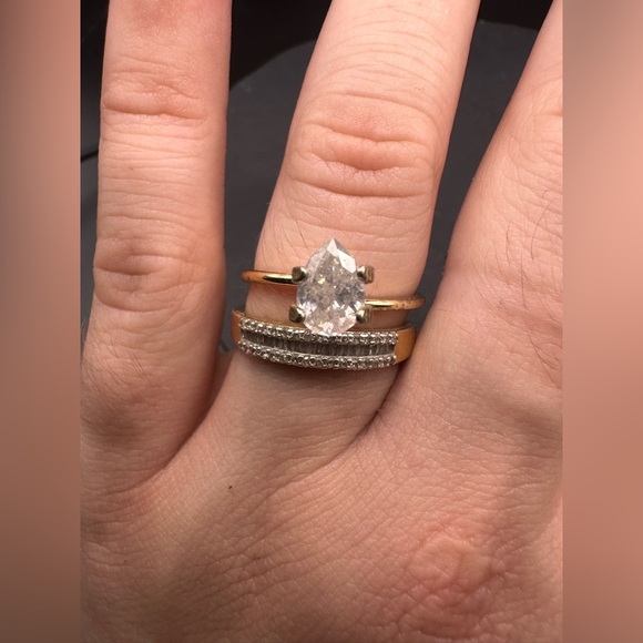 Natural 1ct pear shape diamond in solid 14k gold engagement ring display LOOSE - Picture 6 of 17